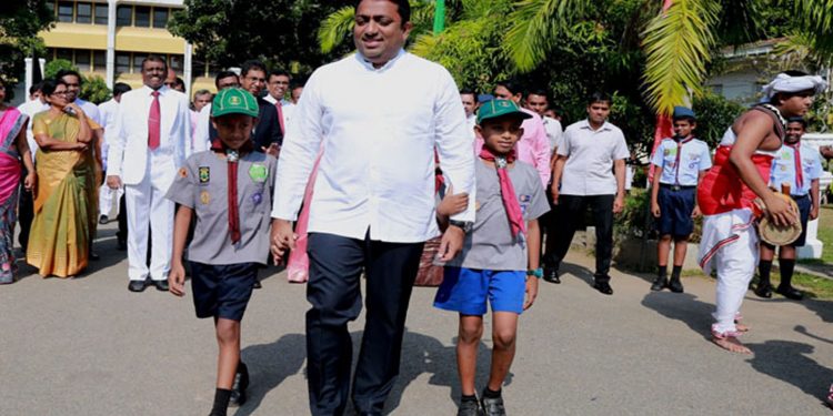 අකිල අවුරුදු 4ක් මොකද කළේ?
