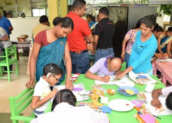 ඇට්ලස් ඇක්සිලියා  CIMA Art Camp සමඟ අත්වැල් බැඳගනී