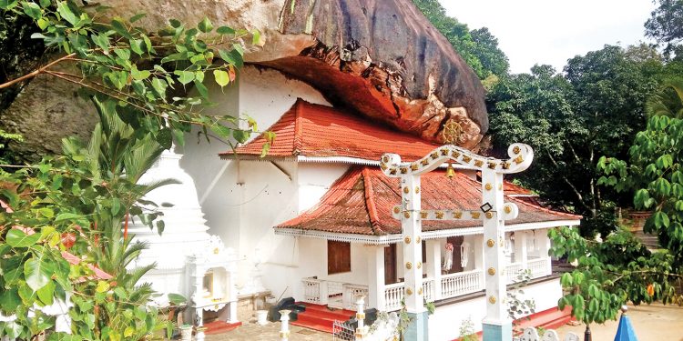 අද හෙටම යටවෙන දැරණියගල කරක්ගහමුද