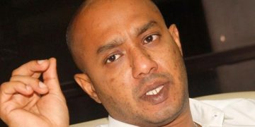 දුමින්ද මහ රෑ මංගලගේ ‌ගෙදර යයි