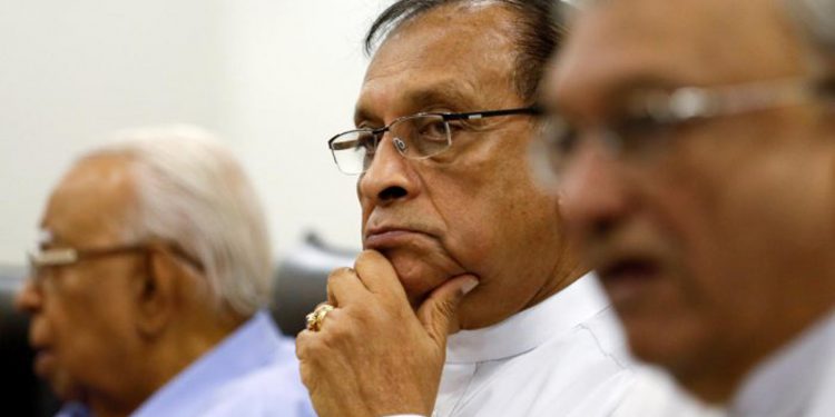2015 එජාප ජනපති ‌කෙනෙක් ‌කෙස් ගහෙන් මිස්වුණු හැටි