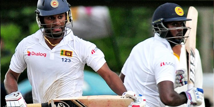 පළමු දිනයට වර්ෂාවෙන් බාධා
