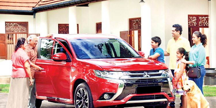 පෑන් ඒෂියා බැංකුවෙන් Budget+Leasing