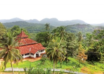 සීතාවක බලන්න රාජසිංහ කෝවිලට එන්න