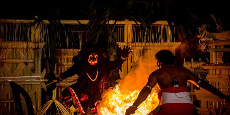 මවගෙ මරණයෙන් පසු උපන් මහාකොළසන්නි යකා