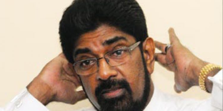 සහරාන්ට පඩි ගෙවූ බව කෙහෙළිය පිළිගත්තේ ඇයි?