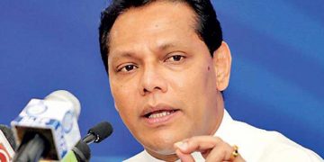 මහින්දලා ‌‌බේරලා දයාසිරිගෙන් ශ්‍රිලනිපයේ 5කට විනය ලියුම්