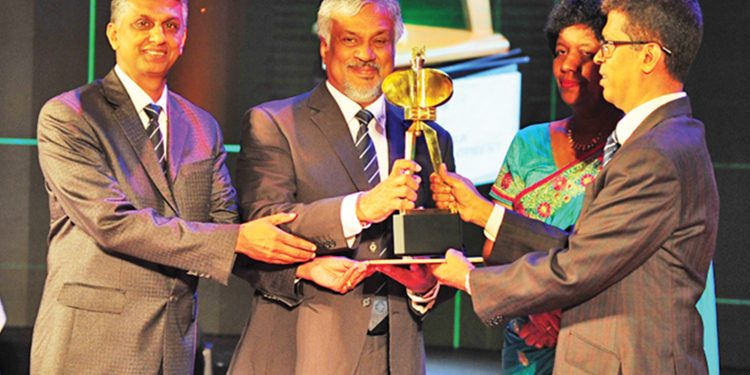 CINEC සම්මාන දිනයි