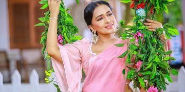 රෙද්ද හැට්ටෙ ඇඳලා ‘හැන්දෑව’ට ආ රුවැත්තිය