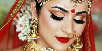 තිලක තියන්න කලින් මේවා බලන්න