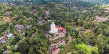 කන්‍යාවන්ට කැමැති බහිරවයා සොයා බහිරව කන්දට