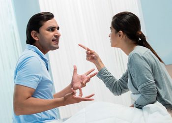 හැමදාම ගෙදර රණ්ඩුද