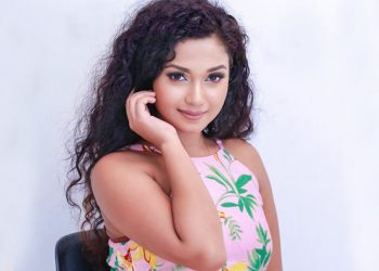 පිටකොටුවේ දුවපු නිළිය