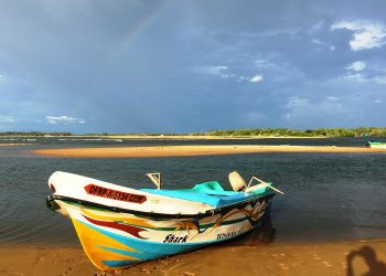 දැදුරු ඔය අතුරුදන් වෙන සලාපුරේ වැලිතලාව