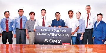 සිංගර් Sony Audio නිෂ්පාදන  සන්නාම තානාපතිවරු භාතිය හා සන්තුෂ්