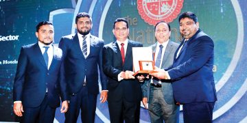 ෆිගෝ හොලිඬේස් ව්‍යාපාර  විශිෂ්ටතා සම්මානයෙන් පිදුම් ලබයි