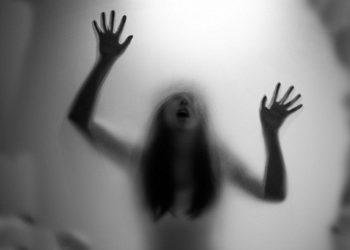 ප්‍රේතයන් එළවන්න හිතන තරම් අමාරු නැහැ