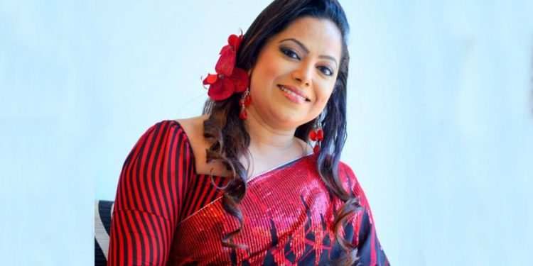 සංජීවනී හිටිහැටියෙම ඇමෙරිකාවෙන් ආවෙ ඇයි