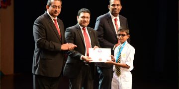 ශ්‍රී ලංකා ඉන්ෂුවරන්ස් වෙතින්  දූ දරුවන්ට ශිෂ්‍යත්ව 300ක්