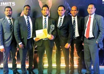 ACL කේබල්ස් රන් සම්මානයෙන් පිදුම් ලබයි
