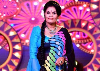 කැහැටු කැත චරිතයට ගිය ඇය