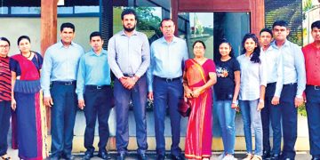 කන්විනියන්ස් ෆුඩ්ස් සමාගම රත්මලාන අඳ, ගොළු, බිහිරි පාසලේ දරුවන් සඳහා අනුග්‍රහය දක්වයි