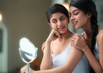 හැඩකාරියන් බිහිවුණේ නිකන්ම නෙවෙයි