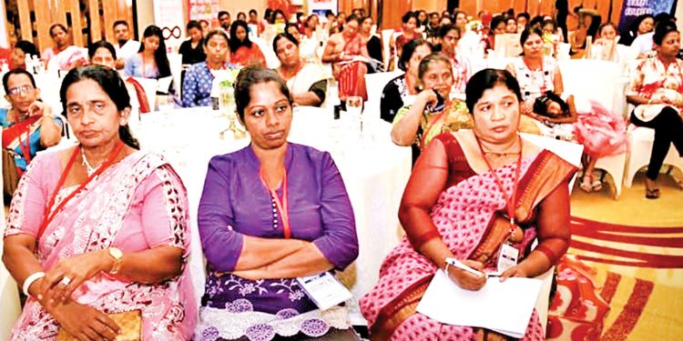 HNB FINANCE කාන්තා ව්‍යවසායකයන් සවිබල ගන්වයි