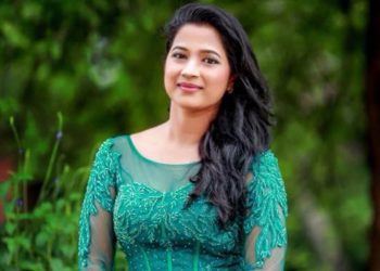 තිසුරි සුරාජ් ගැන කතා කරයි