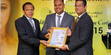 ත්‍රීමාලී ජුවලර්ස්  ISO 9001:2015 තත්ත්ව සහතිකය හිමිකර ගනී