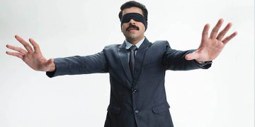 ඕනෑම කෙනෙක් බින්දුවට වට්ටන නිර්ධන යෝග