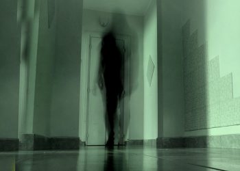 රෝහලේ ලයිට් දාන භූතයෙක්