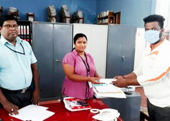 හච් රීචාර්ජ් කාඞ්පත්  තැපැල් දෙපාර්තමේන්තුව හරහා බෙදාහරී
