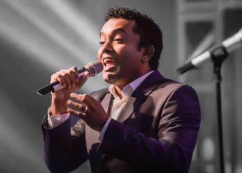 ගොතයි කියලා හැංගෙන්නේ ඇයි