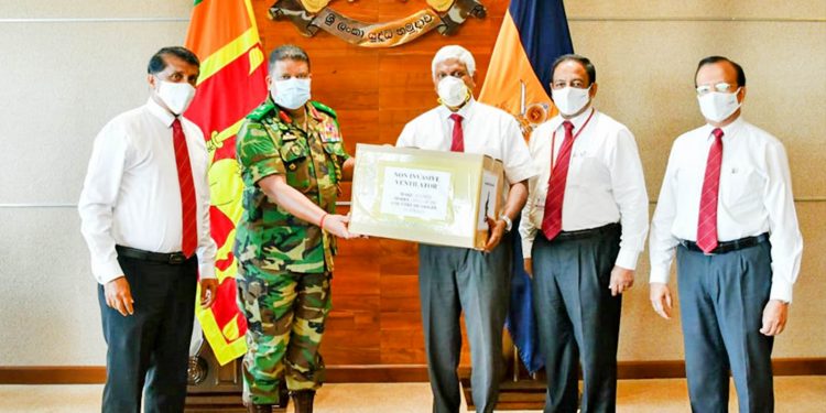 සෙලින්කෝ ලයිෆ් වෙන්ටිලේටර් යන්ත්ර පරිත්යාග කරයි