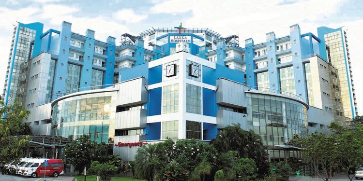 ලංකා හොස්පිටල්ස් වෙතින් කොවිඩ් 19 අරමුදලට ලක්ෂ 67ක පරිත්යාගයක්
