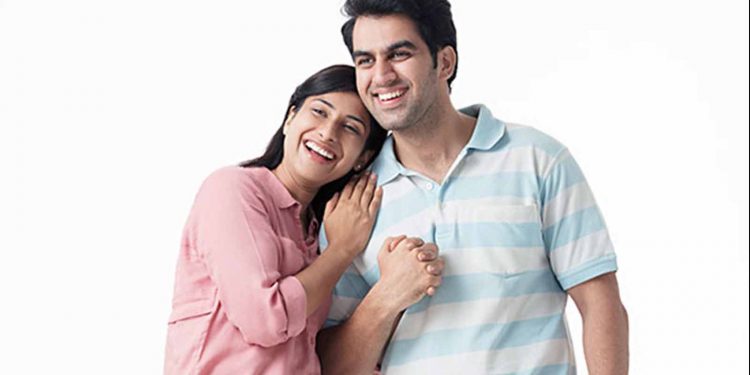 හිනාව මතක නම් එයා ගැන හොයන්න ඕනෑම නැහැ