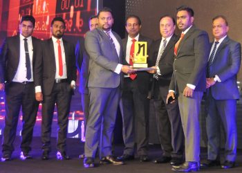 HNB FINANCE  රන් සම්මාන ත්‍රිත්වයකින් පිදුම් ලබයි