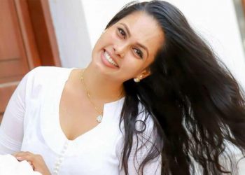 අතරමග දාල ගිය ප්‍රාර්ථනාට පණදුන් මේනකා