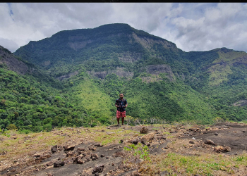 මීමුරේට නොදෙවිනි නාරංගමුවේ ලකේගල