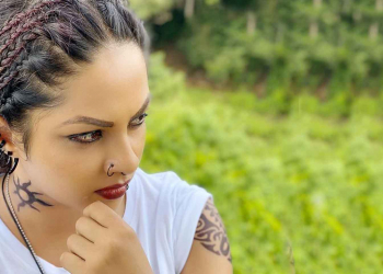 ටැටූ ගහලා නහය විදලා එයා දැන් හරි වෙනස්