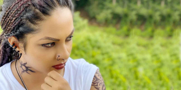 ටැටූ ගහලා නහය විදලා එයා දැන් හරි වෙනස්