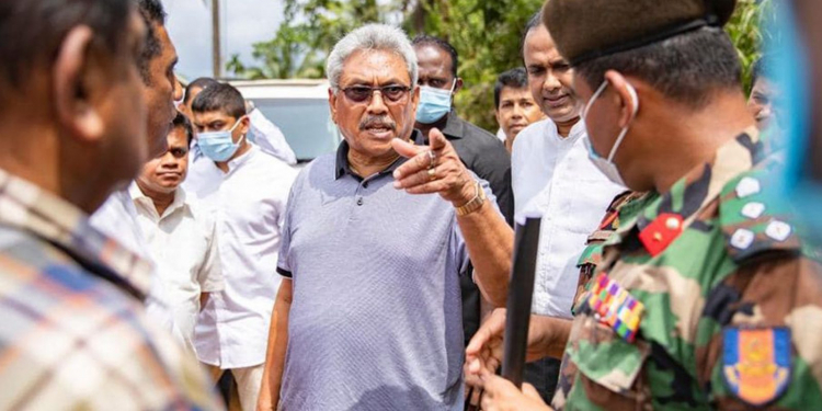 ‌ගෝඨා සිංහරාජ පාර බලන්න යයි: මාස තුනෙන් පාර හදන්න කියයි (PHOTOS)