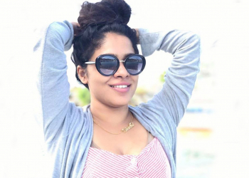 සැර වැර දාන කළු එතනා