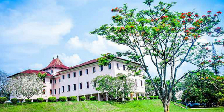 ලොකු වැඩක් තනියම කරපු කවුද මේ රාජරත්න