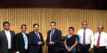 කොමර්ෂල් බැංකුව සහ  HCL ටෙක්නොලොජීස් වෙතින්  මෙරට සිසුන්ට සහන රැසක්