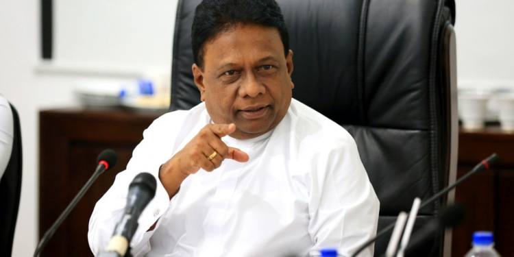 ඩලස්ට ආණ්ඩුව ඇතුළෙන්ම ප්රහාරයක්