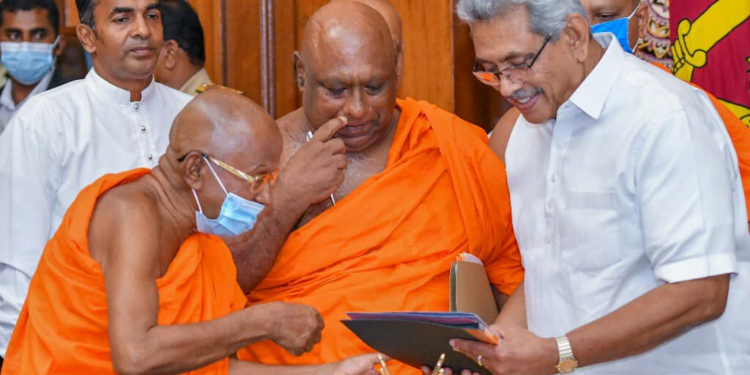 ගෝඨාට මහාසංඝරත්නය ප්රසාදය පළකරයි