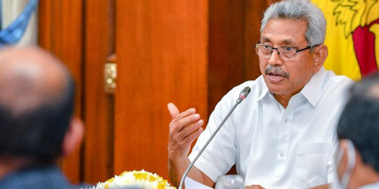 ජනපතිට උත්සව-සාදවලට ආරාධනා එපා: ප්රමුඛත්වය රට හදන්න
