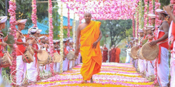 උමංදාවෙන් පාට අරගෙන පාට කරගමු ජීවිත‌ේ…